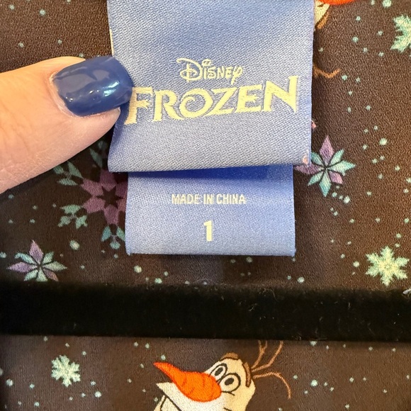 Torrid Disney Frozen Olaf 3/4 length Sleeve Blue Blouse Olaf Sz 1 - Picture 4 of 14